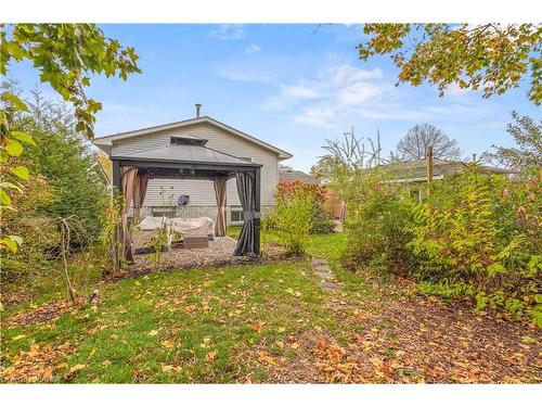 18 Latzer Crescent, Brantford, ON - Outdoor