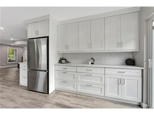 45 Drummond Street, Brantford, ON - Indoor Photo Showing Kitchen With Stainless Steel Kitchen