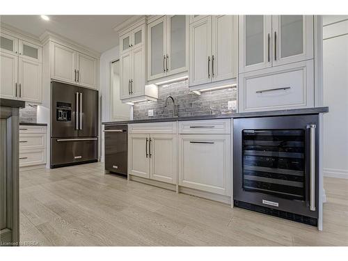 18 Bannister Street, Oakland, ON - Indoor Photo Showing Kitchen