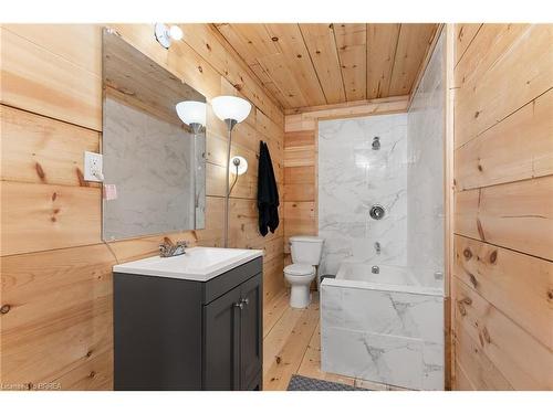 1814 Riding Ranch Road, South River, ON - Indoor Photo Showing Bathroom