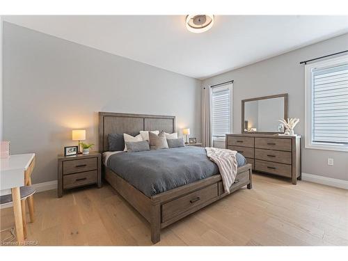 5 Sycamore Drive, Tillsonburg, ON - Indoor Photo Showing Bedroom