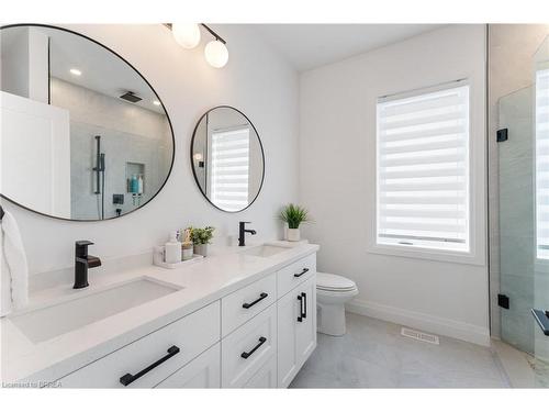 5 Sycamore Drive, Tillsonburg, ON - Indoor Photo Showing Bathroom