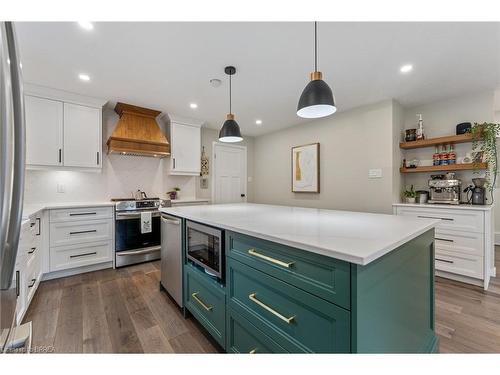 107 Elk Street, Aylmer, ON - Indoor Photo Showing Kitchen With Upgraded Kitchen