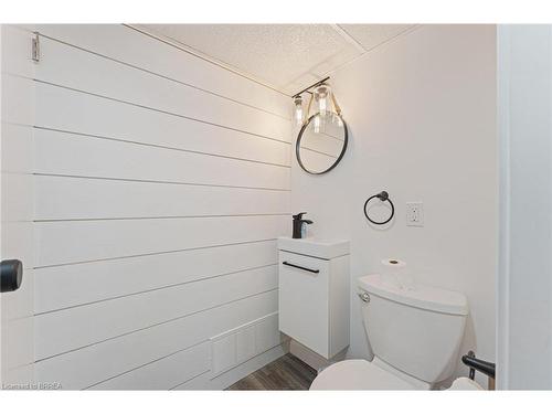 107 Elk Street, Aylmer, ON - Indoor Photo Showing Bathroom