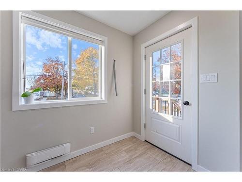 107 Elk Street, Aylmer, ON - Indoor Photo Showing Other Room