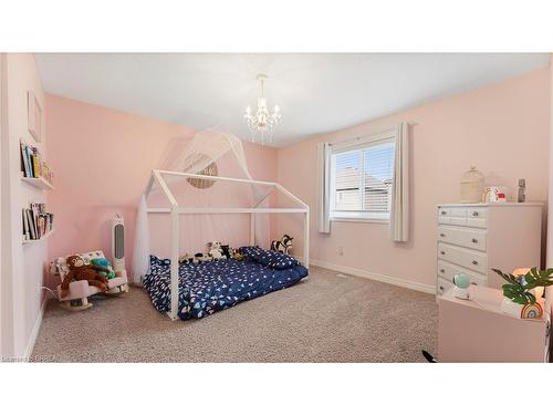 211 Maple Bush Drive, Cambridge, ON - Indoor Photo Showing Bedroom