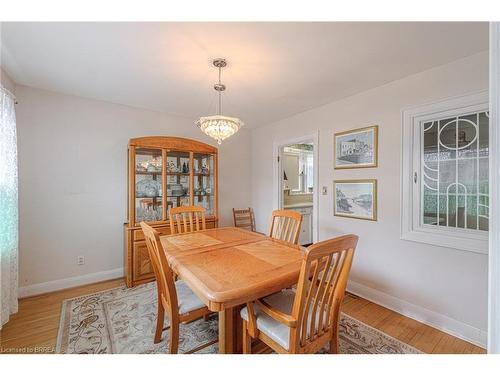 19 King George Road, Brantford, ON - Indoor Photo Showing Dining Room