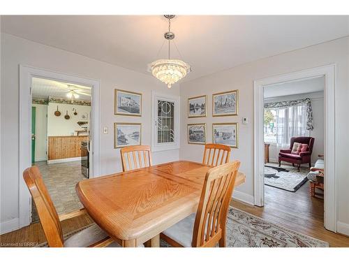 19 King George Road, Brantford, ON - Indoor Photo Showing Dining Room