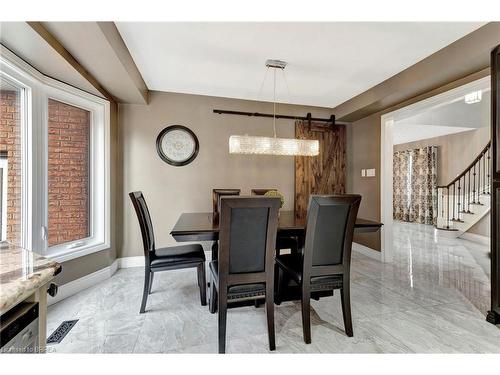 14 Federal Street, Stoney Creek, ON - Indoor Photo Showing Dining Room