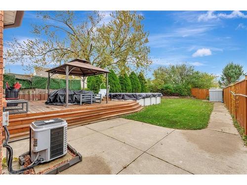 14 Federal Street, Stoney Creek, ON - Outdoor With Backyard