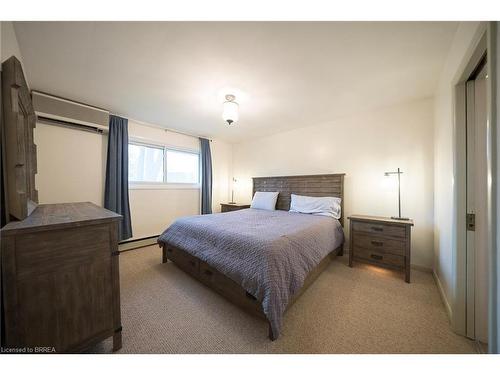 37 Allwood Street, Brantford, ON - Indoor Photo Showing Bedroom