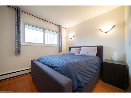 37 Allwood Street, Brantford, ON - Indoor Photo Showing Bedroom