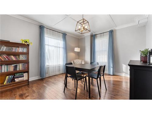 262 Oakland Road, Scotland, ON - Indoor Photo Showing Dining Room