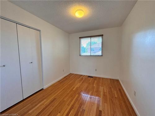 24 Blackfriar Lane, Brantford, ON - Indoor Photo Showing Other Room