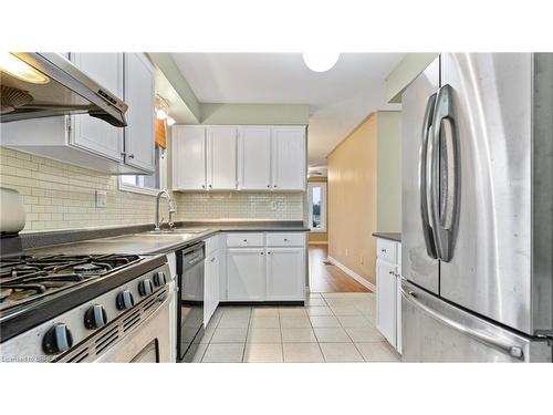 Upper-203 Brantwood Park Road, Brantford, ON - Indoor Photo Showing Kitchen