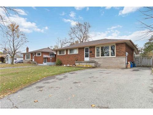 55 Somerset Road, Brantford, ON - Outdoor