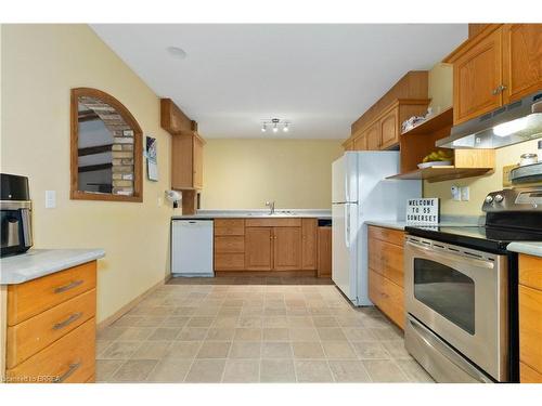 55 Somerset Road, Brantford, ON - Indoor Photo Showing Kitchen