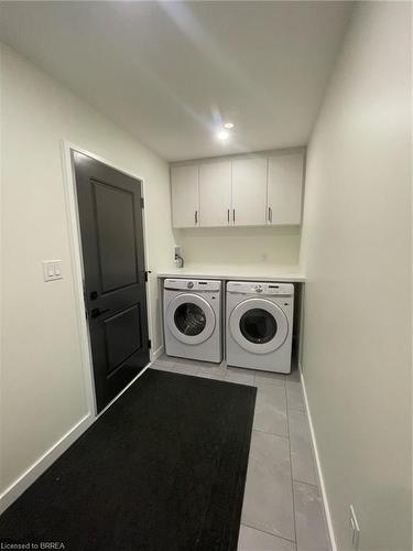 3985B Milton Street, Shakespeare, ON - Indoor Photo Showing Laundry Room