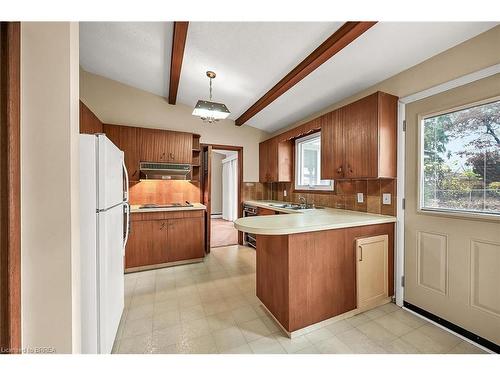 16 Harvest Lane, Brantford, ON - Indoor Photo Showing Kitchen