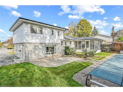 16 Harvest Lane, Brantford, ON - Outdoor