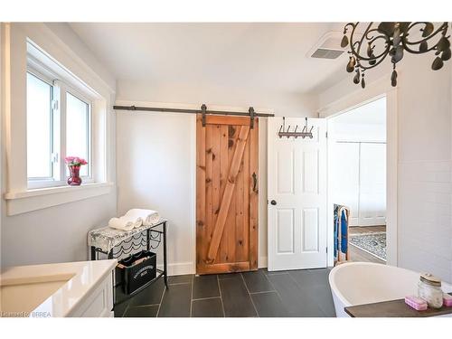 9 Kiwanis Avenue, Port Dover, ON - Indoor Photo Showing Bathroom