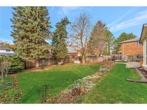 9 Rollingwood Crescent, Brantford, ON - Outdoor With Backyard