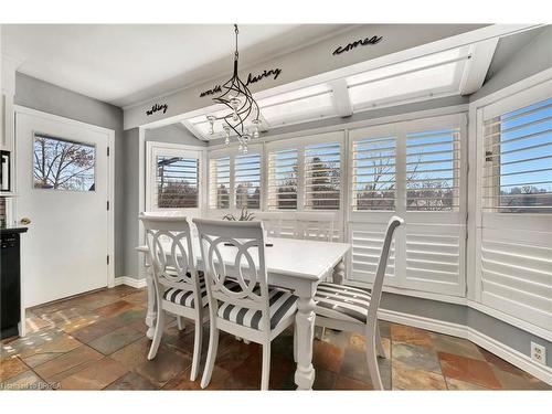 924 Union Street, Kitchener, ON - Indoor Photo Showing Dining Room