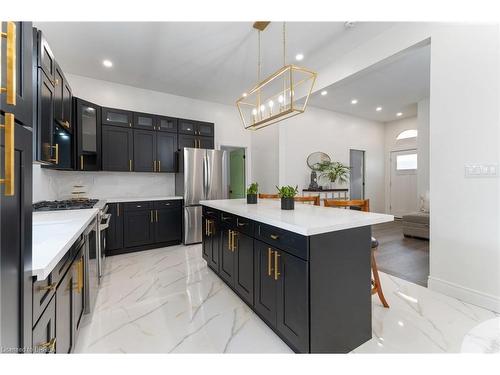 50 Ontario Street, Brantford, ON - Indoor Photo Showing Kitchen With Stainless Steel Kitchen With Upgraded Kitchen