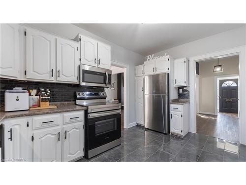 503 Norfolk Street S, Simcoe, ON - Indoor Photo Showing Kitchen