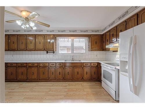 195 Paris Road, Brantford, ON - Indoor Photo Showing Kitchen