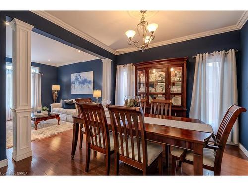 79 Taylor Road, St. George, ON - Indoor Photo Showing Dining Room