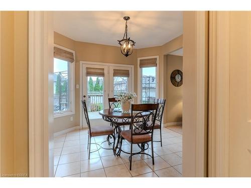 79 Taylor Road, St. George, ON - Indoor Photo Showing Dining Room