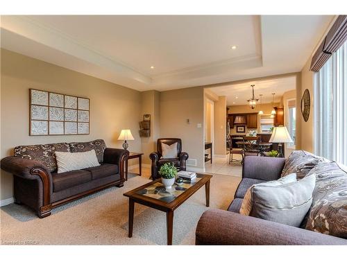 79 Taylor Road, St. George, ON - Indoor Photo Showing Living Room