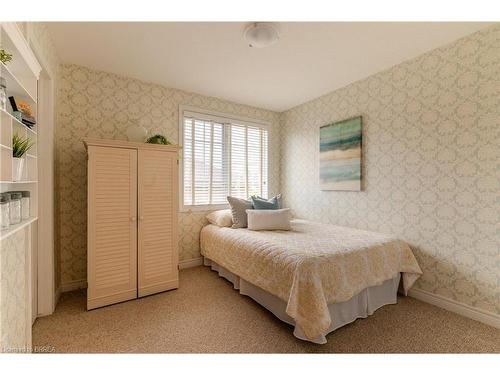 79 Taylor Road, St. George, ON - Indoor Photo Showing Bedroom