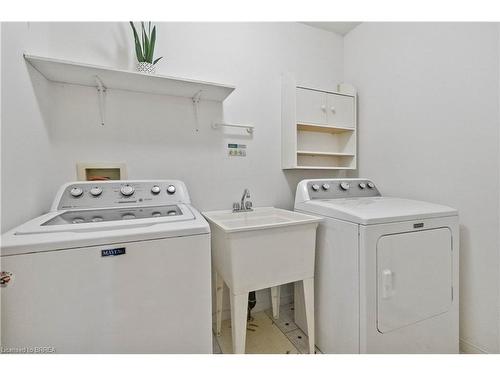 40 D'Aubigny Road, Brantford, ON - Indoor Photo Showing Laundry Room