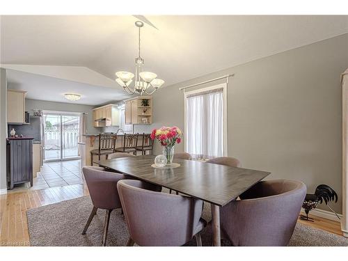 15 Landon Avenue, Simcoe, ON - Indoor Photo Showing Dining Room