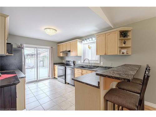 15 Landon Avenue, Simcoe, ON - Indoor Photo Showing Kitchen