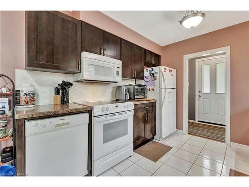 19 Frontenac Avenue, Brantford, ON - Indoor Photo Showing Kitchen