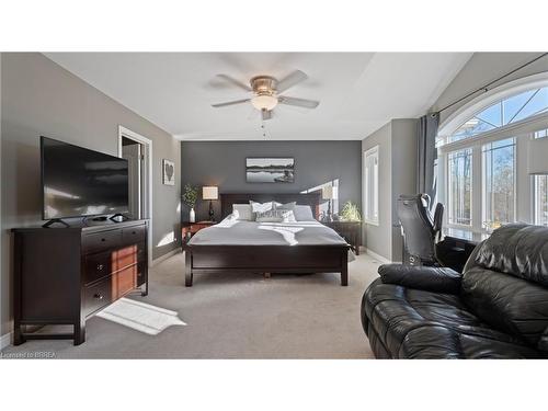 36 Kellogg Avenue, Mount Hope, ON - Indoor Photo Showing Bedroom