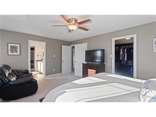 36 Kellogg Avenue, Mount Hope, ON - Indoor Photo Showing Bedroom