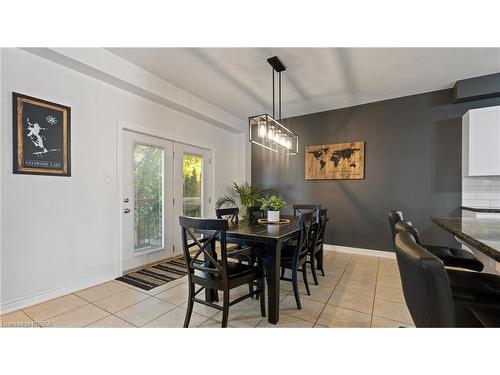 36 Kellogg Avenue, Mount Hope, ON - Indoor Photo Showing Dining Room