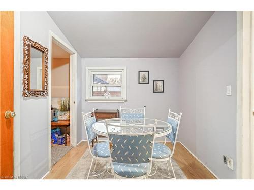 46 Bishop Street, Brantford, ON - Indoor Photo Showing Dining Room