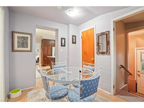 46 Bishop Street, Brantford, ON - Indoor Photo Showing Dining Room