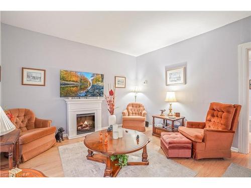 46 Bishop Street, Brantford, ON - Indoor Photo Showing Living Room With Fireplace