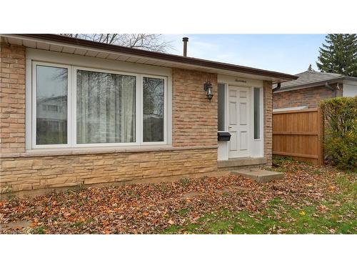 17 Northville Drive, Paris, ON - Outdoor With Exterior