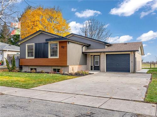 52 Fieldgate Drive, Brantford, ON - Outdoor With Facade