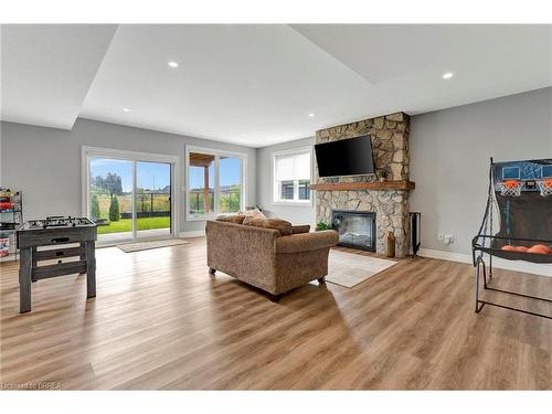 24 Whiting Drive, Paris, ON - Indoor Photo Showing Living Room With Fireplace