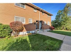 5-161 Berkindale Drive  Hamilton, ON L8E 1M6