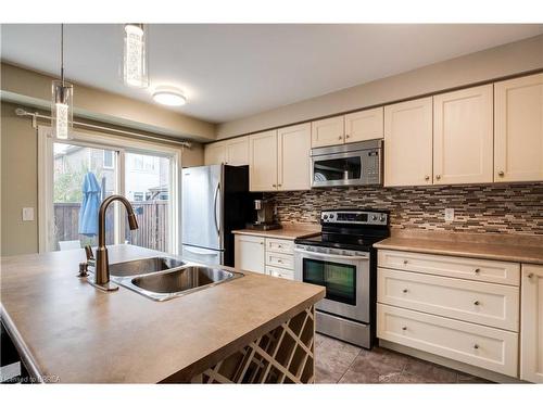 4269 Murvel Avenue, Burlington, ON - Indoor Photo Showing Kitchen With Double Sink