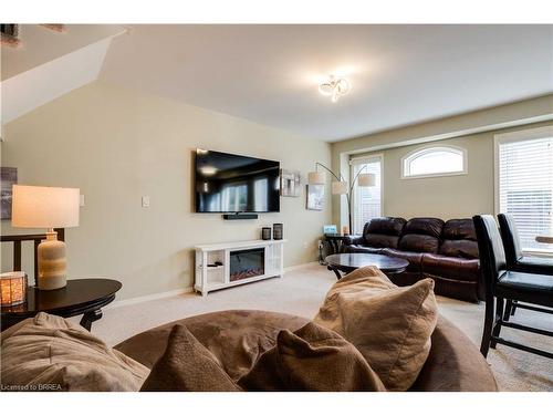 4269 Murvel Avenue, Burlington, ON - Indoor Photo Showing Living Room